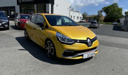 renault-clio-iv-rs-trophy-igbbd318-3-1682344602.JPG