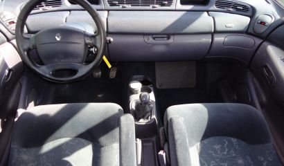 renault-espace-iii-cm-827-mt-13-1473243013.JPG