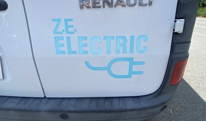 renault-kangoo-ze-eb-287-jx-8-1753448561.JPG