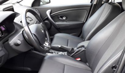 renault-megane-iii-dq-608-ds-12-1573655136.jpg