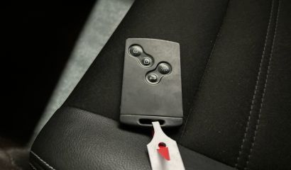 renault-megane-iii-dv-338-mb-8-1781106103.jpg