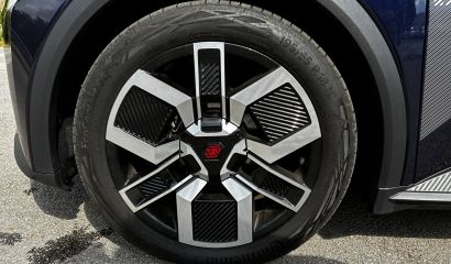 renault-r5-hf-768-fb-16-1779112170.JPG