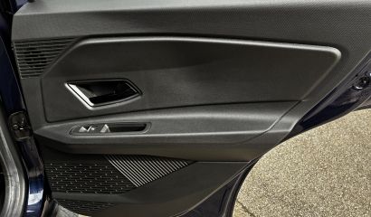 renault-r5-hf-768-fb-7-1778143160.JPG