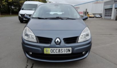 renault-scenic-ii-bw-265-yp-2-1539857179.JPG