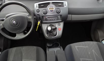 renault-scenic-ii-ph1-847acc29-11-1482500516.JPG