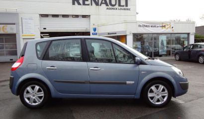 renault-scenic-ii-ph1-847acc29-13-1482501081.JPG