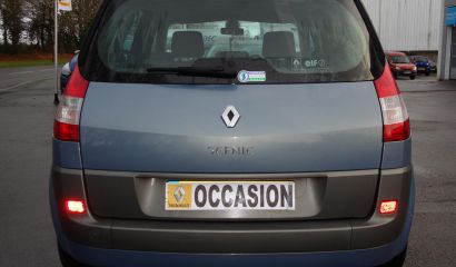 renault-scenic-ii-ph1-847acc29-7-1482500502.JPG