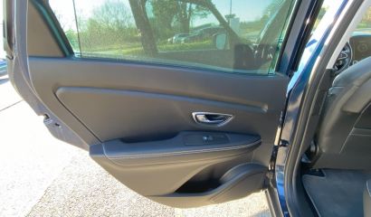renault-scenic-iv-ew-567-fc-17-1704792898.jpg