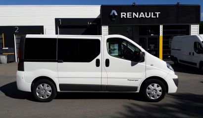 renault-trafic-passenger-dc-787-wh-4-1563175267.jpg