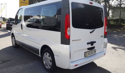renault-trafic-passenger-dc-787-wh-9-1563175281.jpg