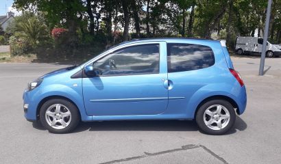 renault-twingo-ii--1-1619614211.jpg