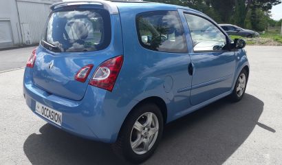 renault-twingo-ii--2-1619614214.jpg