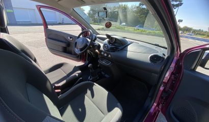 renault-twingo-ii-1kfv513-18-1760712071.JPG