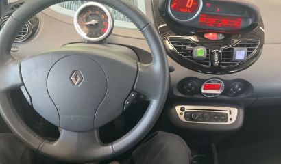 renault-twingo-ii-en-c2701-5-1748249797.jpg