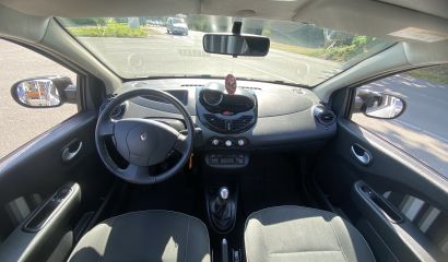 renault-twingo-ii-fu-jd220-13-1748879432.JPG