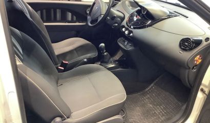 renault-twingo-ii-fu-jd220-9-1741342974.jpg