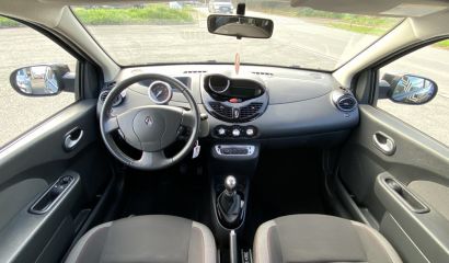 renault-twingo-ii-t809hj-15-1736440189.JPG