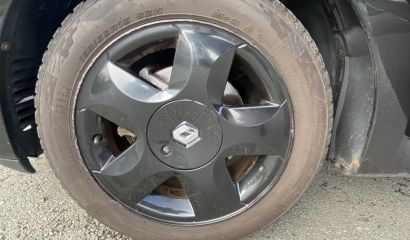 renault-twingo-ii-t809hj-19-1736440190.JPG