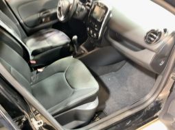 renault-clio-iv-stcb554-4-1789981666.jpg