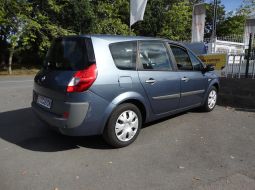 renault-grand-scenic-cs-036-zc-6-1470907399.JPG