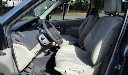renault-grand-scenic-cs-036-zc-11-1470907428.JPG