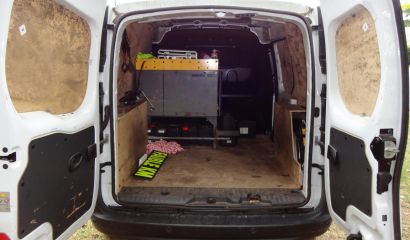 renault-kangoo-dm-421-vt-9-1474907105.JPG