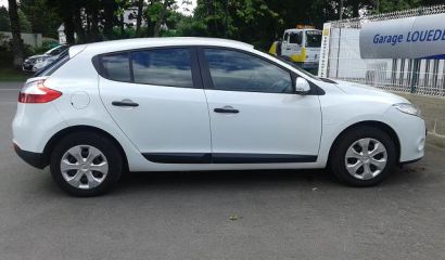 renault-megane-iii-bv562bc-11-1479719883.jpg