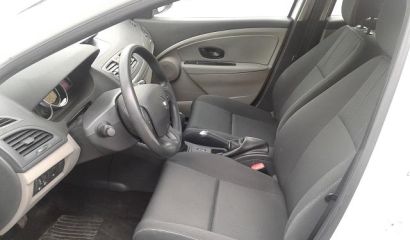 renault-megane-iii-ste-bv562bc-5-1468403469.jpg