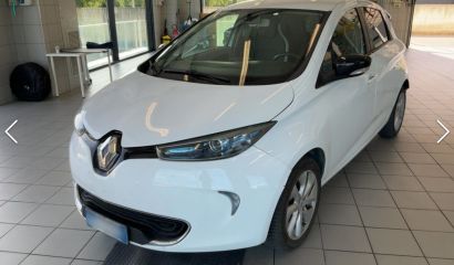 renault-zoe-fj736pr-3-1793092376.jpg